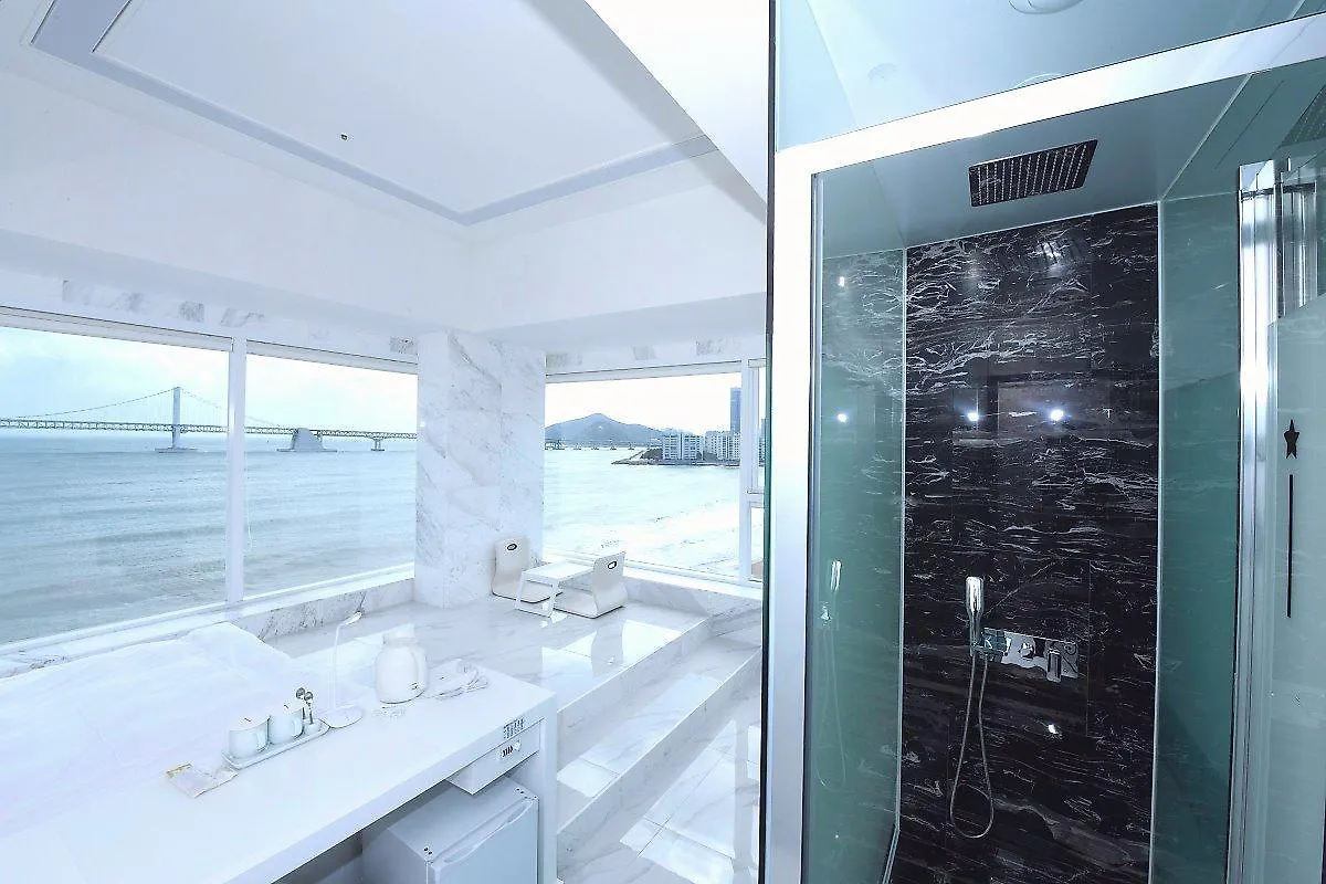 Gwanganli Hotel 1 Busan South Korea