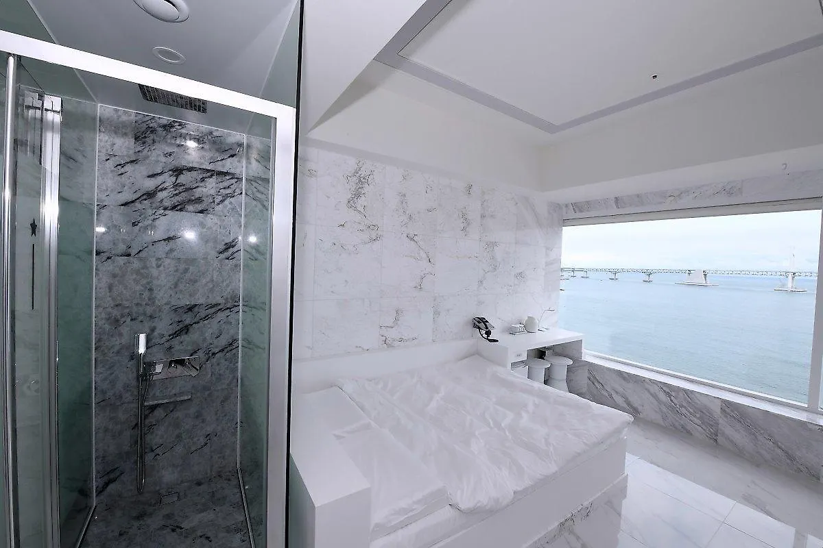 Gwanganli Hotel 1 Busan